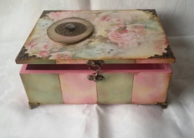 Royal box,kutija za nakit